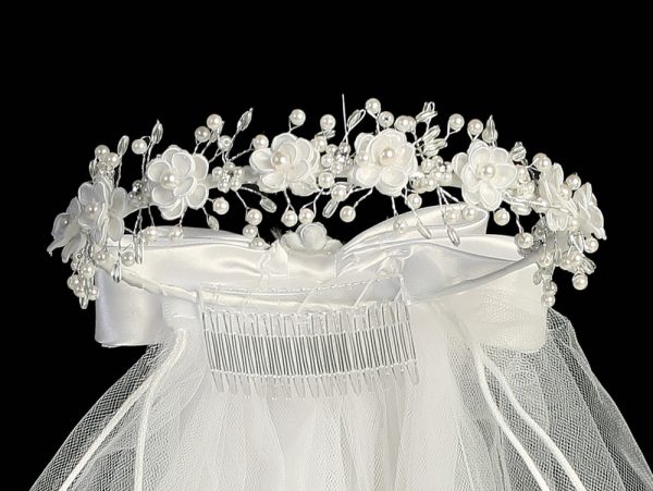 T 20 Closeup — T-20 WHT 24" Veil - Corded flowers with bead accents - Veils